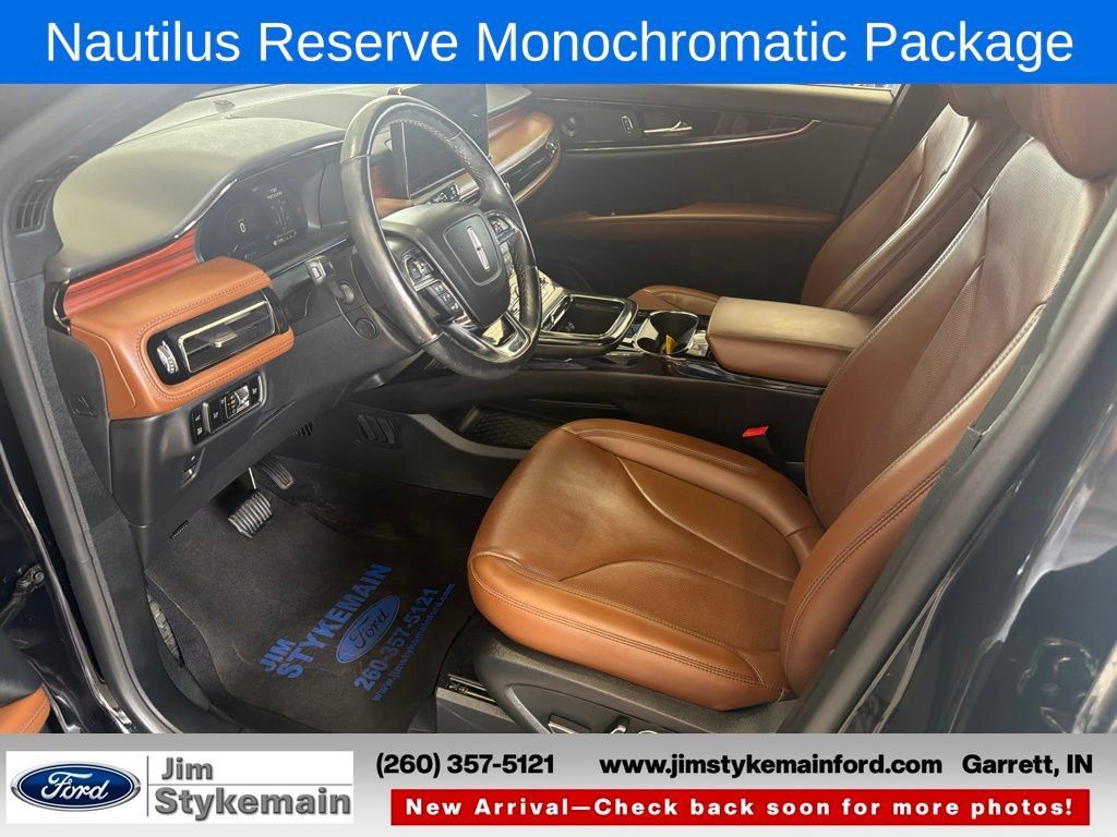 Used 2023 Lincoln Nautilus Reserve w/ Equipment Group 201A AWD/4WD image 14