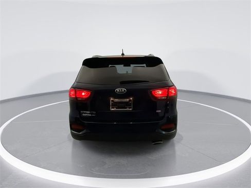 Used 2020 Kia Sorento LX w/ LX I4 Convenience Package image 3