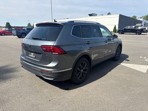 Used 2024 Volkswagen Tiguan SE AWD/4WD image 14