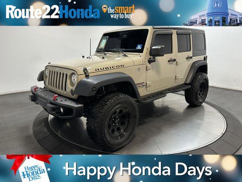 Used 2018 Jeep Wrangler Unlimited Rubicon w/ Connectivity Group image 1
