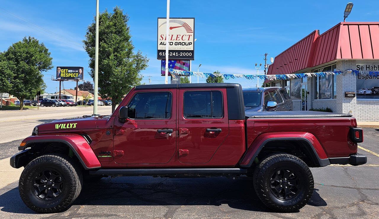 Used 2022 Jeep Gladiator Sport AWD/4WD image 1
