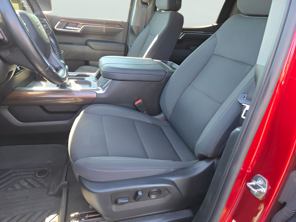 Certified 2023 Chevrolet Silverado 1500 RST AWD/4WD image 29
