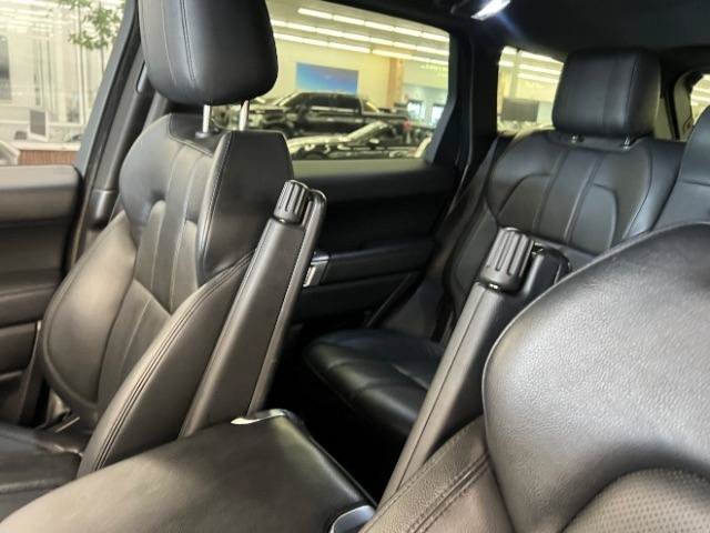 Used 2016 Land Rover Range Rover Sport SE AWD/4WD image 26