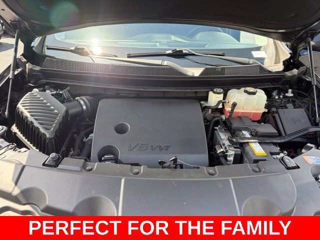 Used 2020 Chevrolet Traverse LS w/ LPO, Floor Liner Package AWD/4WD image 11