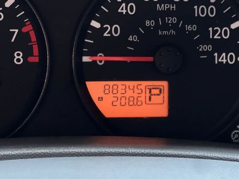 Used 2020 Nissan Frontier SV RWD image 23