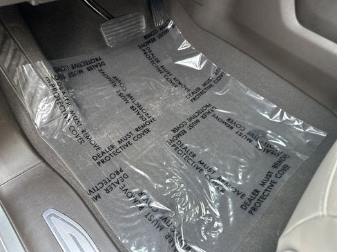 Used 2023 GMC Sierra 1500 SLT w/ SLT Premium Plus Package image 17