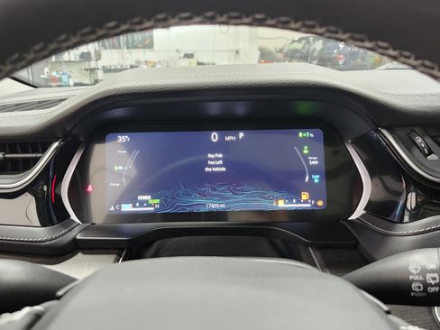 Used 2023 Jeep Grand Cherokee 4WD 4xe image 31