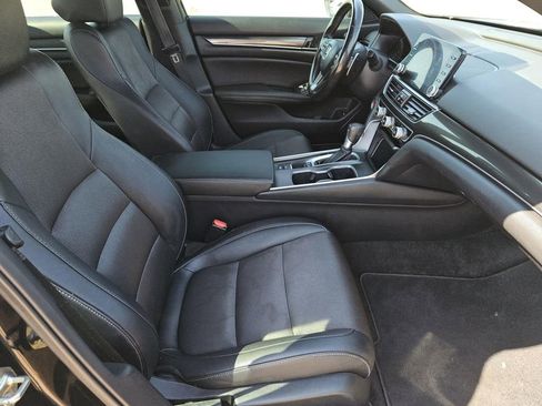 Used 2020 Honda Accord Sport image 29