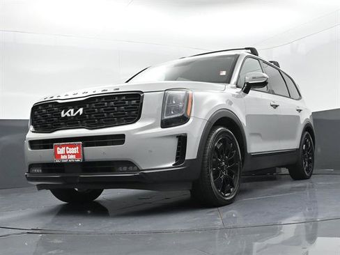 Used 2022 Kia Telluride SX w/ SX Prestige Package AWD/4WD image 35