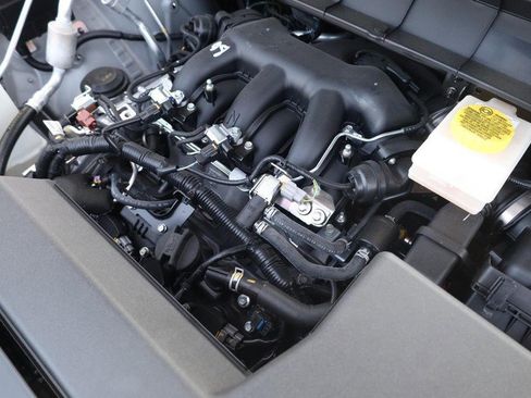 New 2025 Nissan Pathfinder Platinum w/ Cargo Package image 32