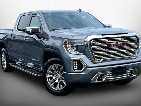 Used 2022 GMC Sierra 1500 Denali w/ Driver Alert Package II AWD/4WD image 10