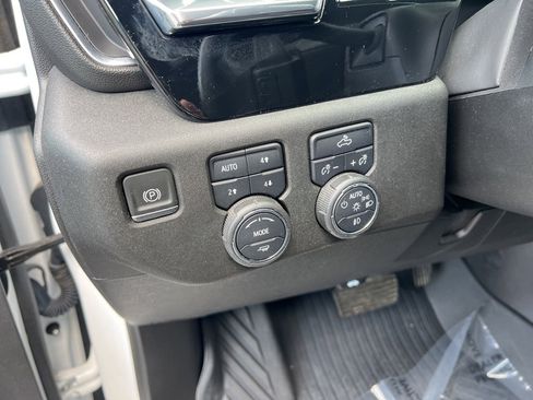 Used 2024 Chevrolet Silverado 1500 RST image 13