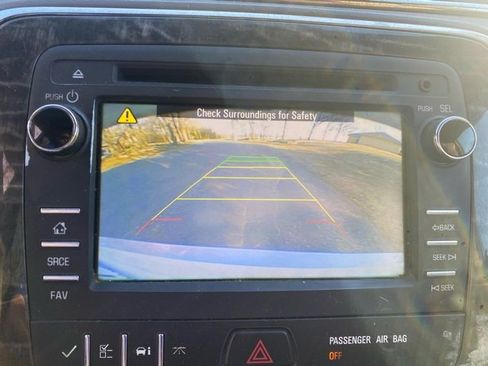 Used 2014 Buick Enclave Leather image 17