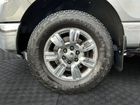 Used 2011 Ford F150 XLT w/ XLT Chrome Pkg image 13
