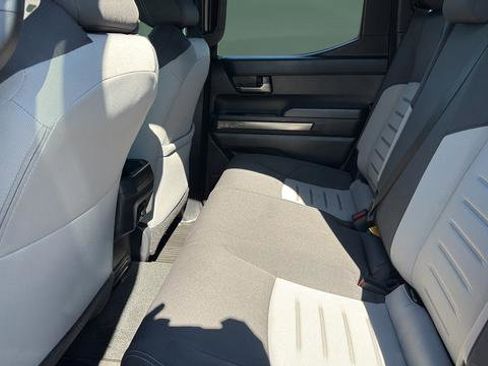 Used 2025 Toyota Tacoma TRD Sport AWD/4WD image 18