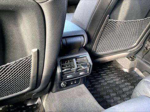 Used 2022 Audi Q3 2.0T Premium image 36