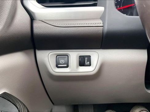 Used 2019 GMC Acadia SLT FWD image 34