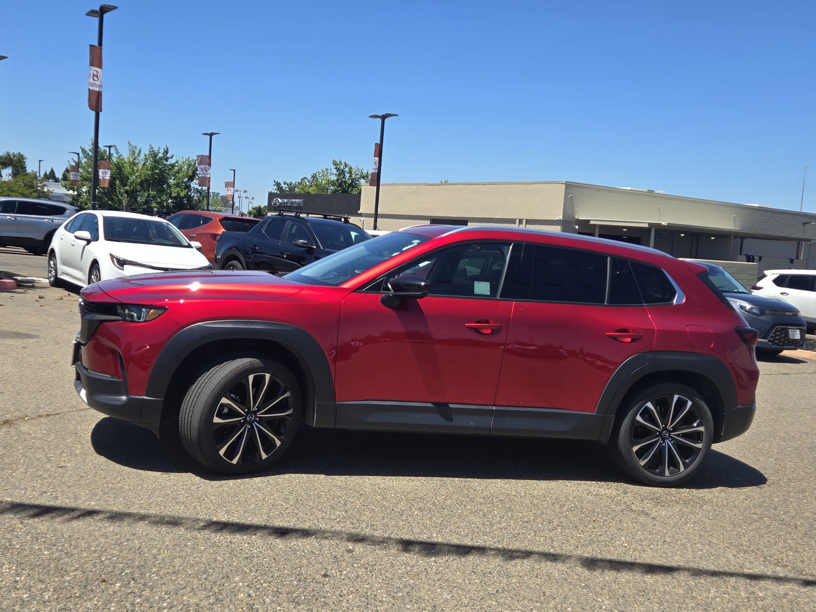 Used 2025 MAZDA CX-50 2.5 Turbo w/ Premium Plus Pkg AWD/4WD image 7