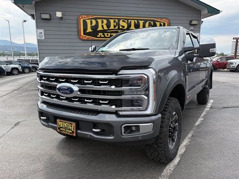 Used 2024 Ford F350 Platinum w/ Tremor Off-Road Package AWD/4WD image 3
