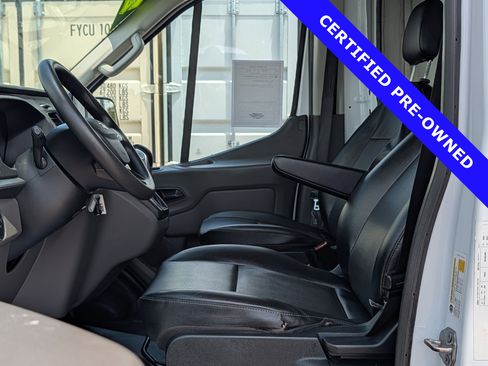 Certified 2022 Ford Transit 350 DRW RWD image 18