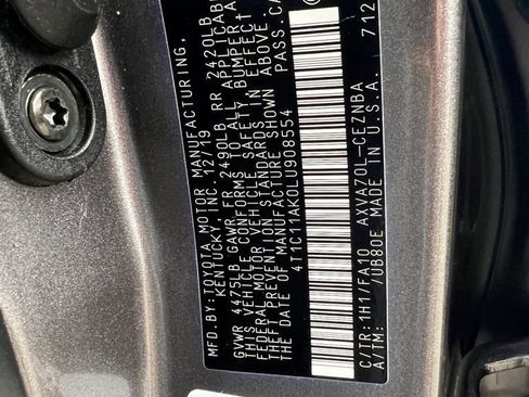 Used 2020 Toyota Camry LE image 42