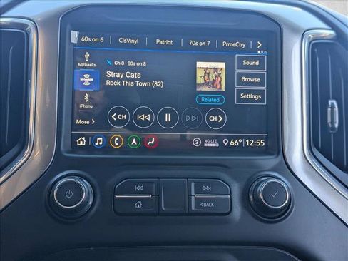 Used 2020 Chevrolet Silverado 2500 LTZ w/ LTZ Premium Package image 15