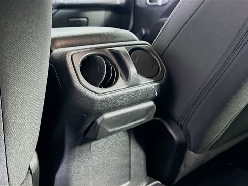 Used 2022 Jeep Wrangler Unlimited Sport image 26