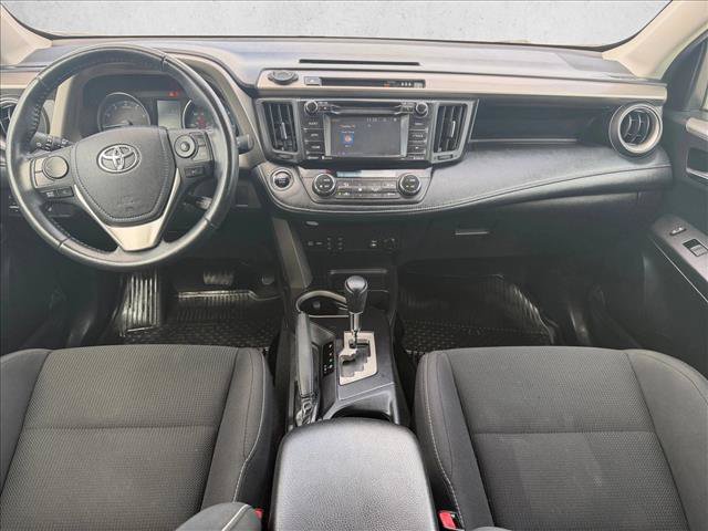 Used 2018 Toyota RAV4 XLE AWD/4WD image 15