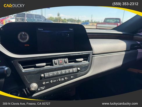 Used 2022 Lexus ES 300h w/ Premium Package FWD image 14