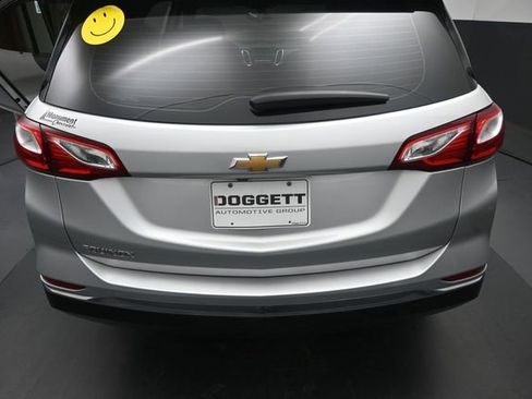 Used 2018 Chevrolet Equinox LS w/ LPO, Cargo Package FWD image 23
