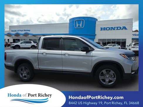 Certified 2024 Honda Ridgeline TrailSport image 1