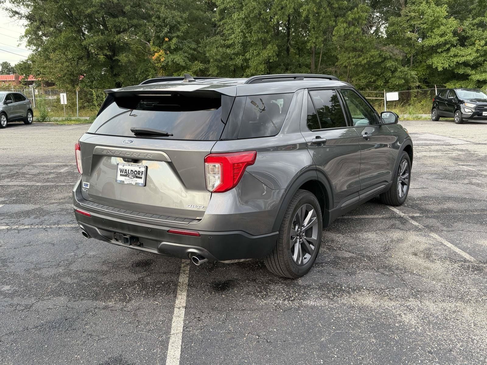 Certified 2023 Ford Explorer XLT w/ Equipment Group 202A AWD/4WD image 2