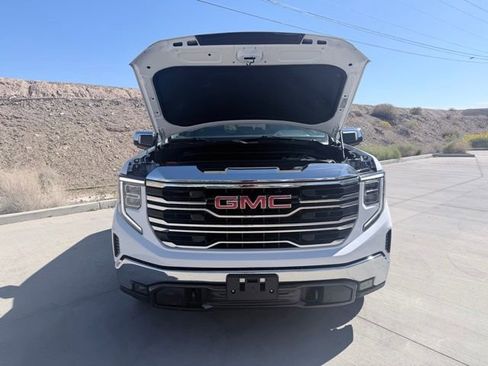 Used 2024 GMC Sierra 1500 SLT image 38