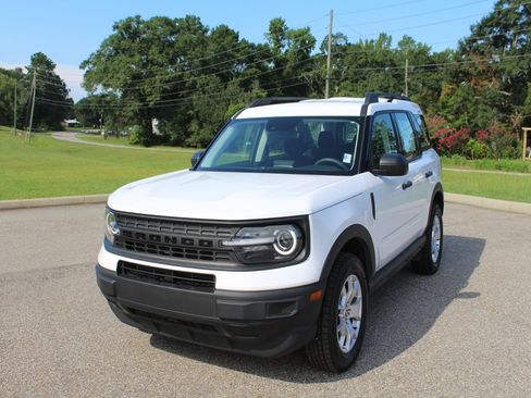 Used 2023 Ford Bronco Sport AWD/4WD image 7