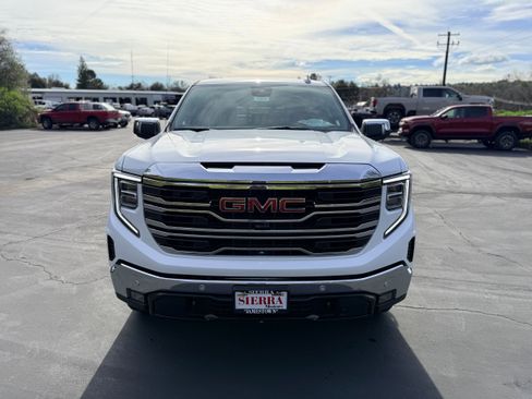 New 2026 GMC Sierra 1500 SLT w/ SLT Premium Package image 2