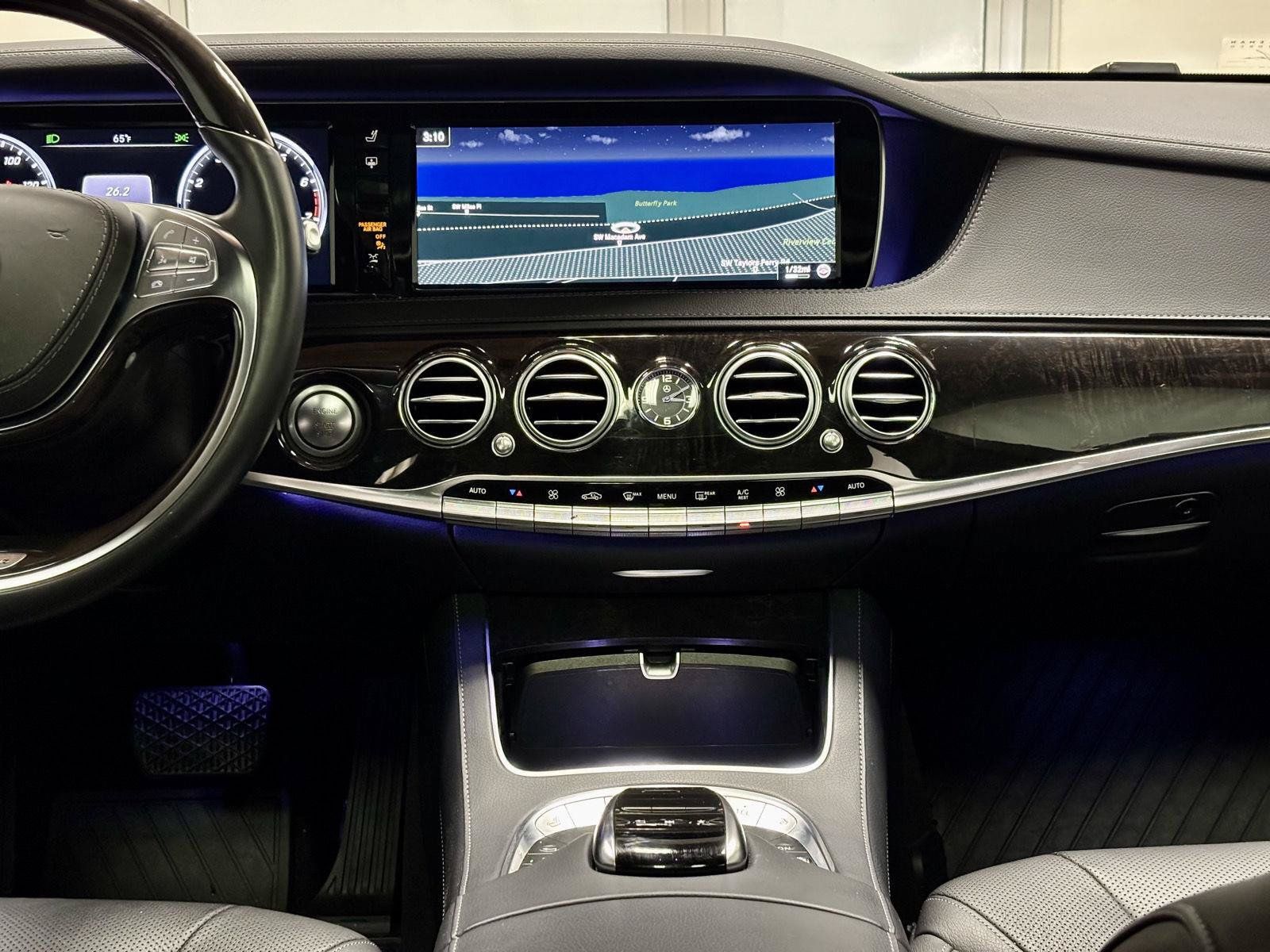 Used 2017 Mercedes-Benz S 550 Sedan image 34