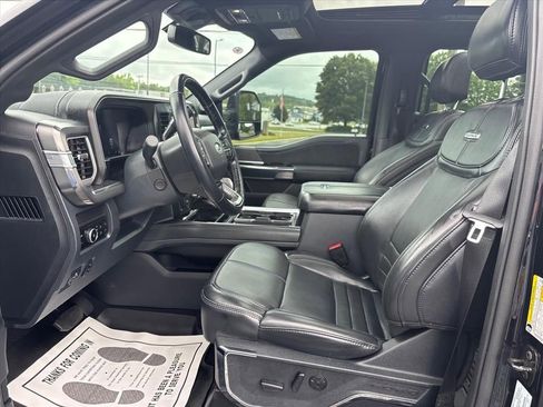 Used 2025 Ford F250 Platinum AWD/4WD image 25