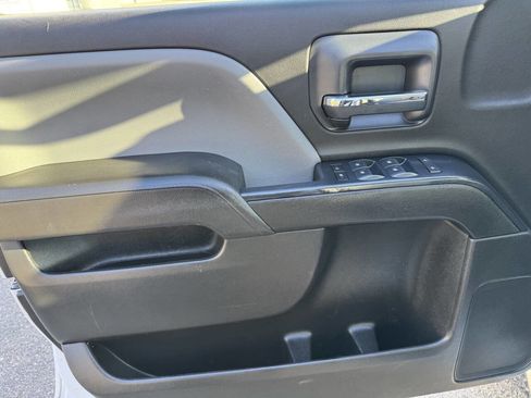 Used 2017 Chevrolet Silverado 3500 W/T image 10