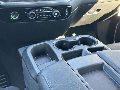 Used 2022 Chevrolet Silverado 1500 LT image 20
