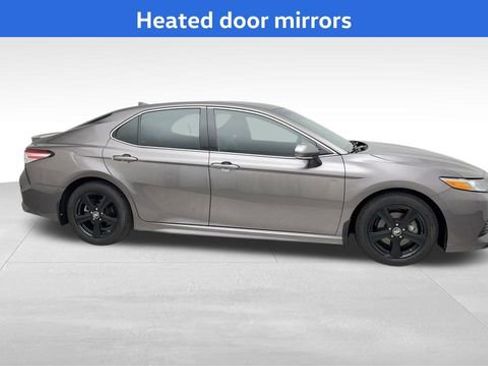 Used 2020 Toyota Camry XSE w/ Navigation Package image 11