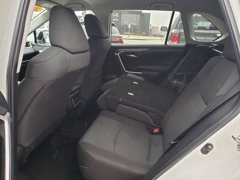 Used 2023 Toyota RAV4 XLE image 17