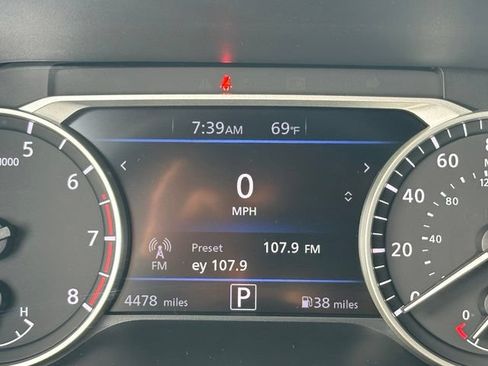 Used 2025 Nissan Sentra SV w/ All-Weather Package FWD image 40