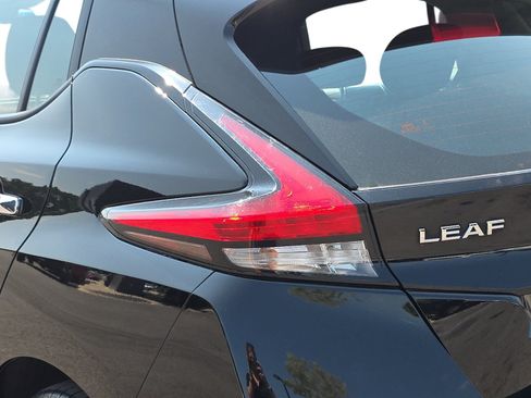 Used 2022 Nissan Leaf S FWD image 29
