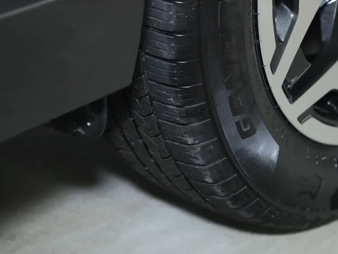 Certified 2021 Subaru Forester Premium image 39