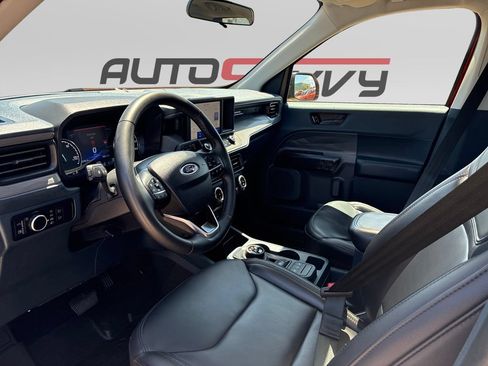 Used 2024 Ford Maverick Lariat w/ Black Appearance Package FWD image 10