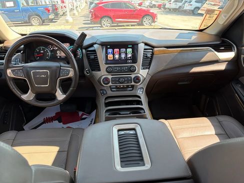 Used 2017 GMC Yukon XL Denali w/ Open Road Package AWD/4WD image 17