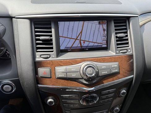 Used 2013 INFINITI QX56 4WD w/ Deluxe Touring Pkg image 17