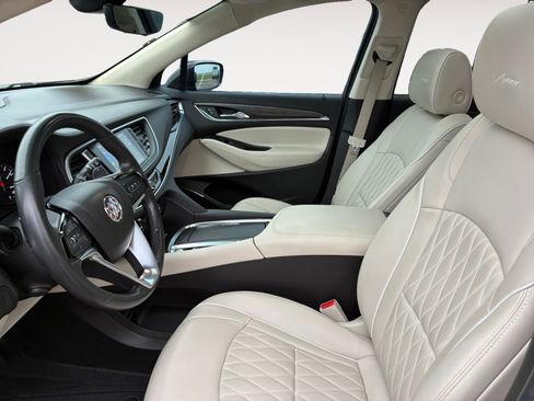 Used 2023 Buick Enclave Avenir w/ Avenir Technology Package AWD/4WD image 23