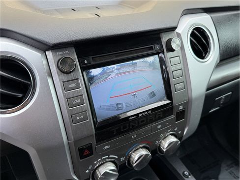 Used 2018 Toyota Tundra SR5 w/ TRD Off Road Package image 19