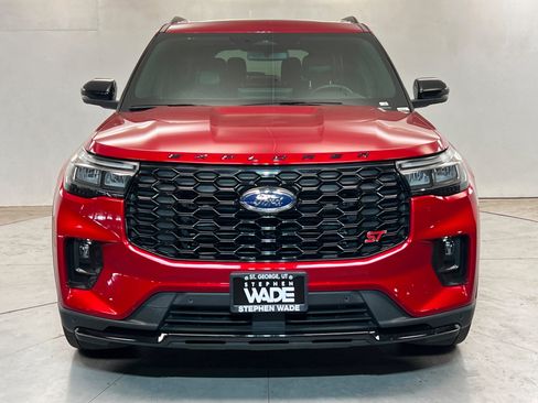 Used 2025 Ford Explorer ST w/ Sun And Sound Package AWD/4WD image 9